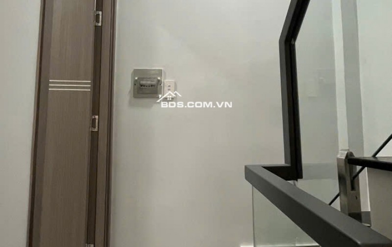 Bán Nhà Hẽm 4m, ĐƯỜNG NGUYỄN TIỂU LA 29m2 - 5TẦNG,8,3 TỶ/TL,P8.Q10